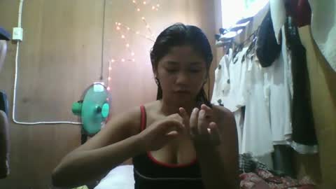pinay_razel online show from July 27, 2026, 8:32 am
