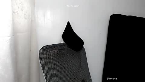 Snapshot of pinay_romancee chatting on November 3, 2025, 4:41 pm pinay_romancee online show from November 3, 2025, 4:41 pm