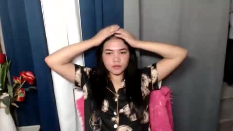 pinay_simplegirl online show from April 28, 2026, 10:20 am