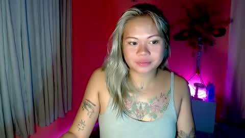 Snapshot of pinay_sweetlenatashaxx chatting on October 9, 2025, 12:14 pm call me natasha online show from October 9, 2025, 12:14 pm