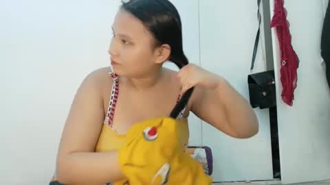 Snapshot of pinaybigboobs_69 chatting on October 2, 2025, 5:58 am just call me rose online show from October 2, 2025, 5:58 am