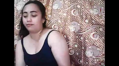 pinayexoticbeauty21 online show from December 19, 2025, 2:40 am