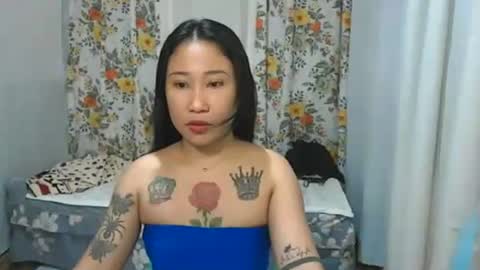 yumie  online show from April 21, 2026, 2:51 am