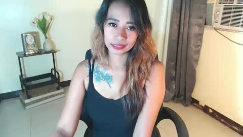 pinaymorena_renelda online show from October 14, 2025, 2:34 am
