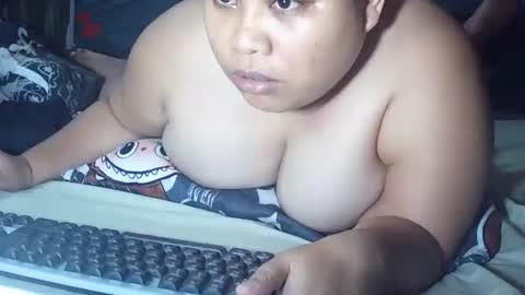 pinaysweet_couple online show from March 25, 2026, 1:39 pm