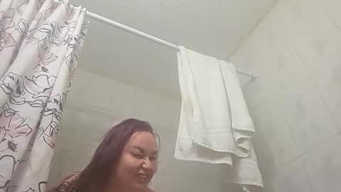 pincheguera online show from December 1, 2025, 3:28 pm