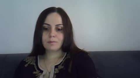 pineapple375 online show from April 5, 2026, 2:14 pm