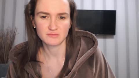       online show from January 5, 2025, 4:06 pm
