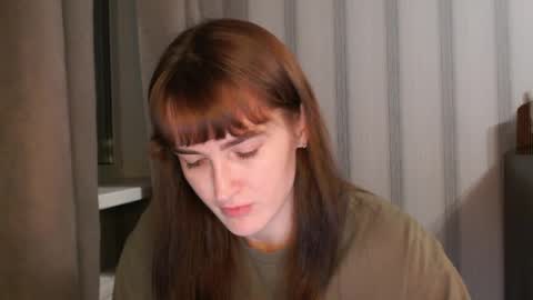 Snapshot of pineapple__mood chatting on May 1, 2026, 5:50 pm online show from May 1, 2026, 5:50 pm