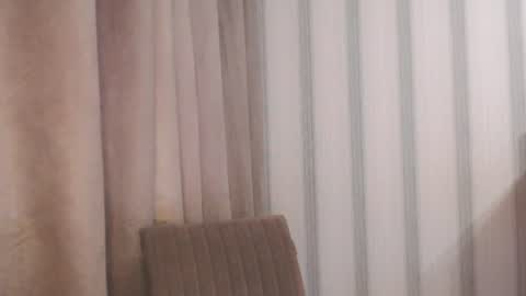 Snapshot of pineapple__mood chatting on June 29, 2026, 10:15 am online show from June 29, 2026, 10:15 am