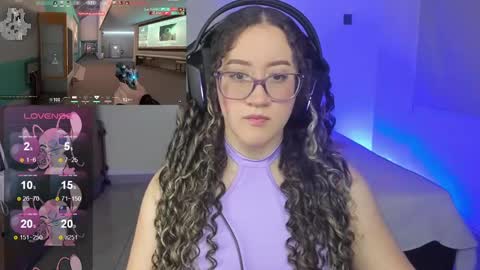 Emilly Santis online show from January 11, 2025, 4:27 am