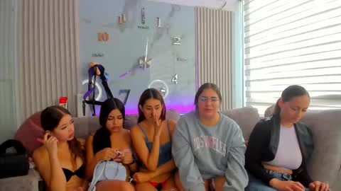 Snapshot of pink_as chatting on February 5, 2026, 1:38 pm pink_as online show from February 5, 2026, 1:38 pm