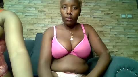 Snapshot of pink_nova chatting on July 9, 2026, 1:31 am pinkyy online show from July 9, 2026, 1:31 am