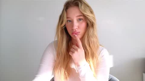   online show from September 20, 2025, 2:45 am