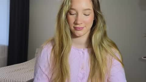   online show from October 2, 2025, 3:46 am