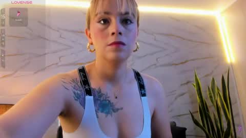 pink_secret online show from May 28, 2026, 1:19 pm