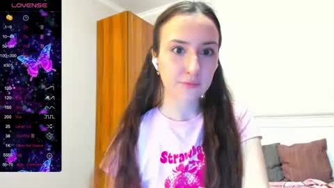 pink_soda33 online show from July 17, 2026, 7:04 am