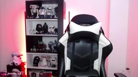 Emily online show from October 21, 2025, 7:36 pm