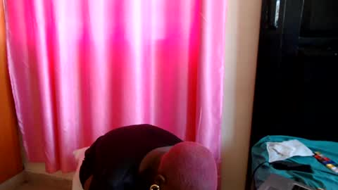 pinkdomina01 online show from June 27, 2026, 9:36 am