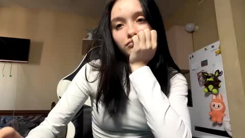 Aria online show from April 25, 2026, 7:44 am