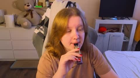 pinkiep1e online show from April 8, 2026, 2:44 am