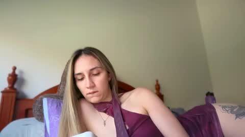 Pinkilola online show from May 15, 2026, 4:47 pm