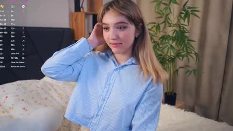 Snapshot of pinkncrazy chatting on March 2, 2025, 3:13 am HERES ALICE WELCOME EVERYONE LOVENSE DOMI REACT TO YOUR TIPS LETS MAKE A GREAT SHOW TOGETHER online show from March 2, 2025, 3:13 am
