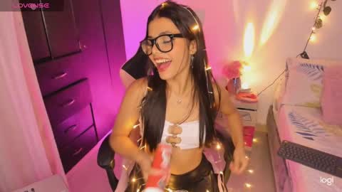 Snapshot of pinkpantherr_ chatting on December 30, 2024, 5:48 am Sarah .. online show from December 30, 2024, 5:48 am