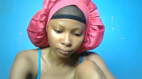 pinky_lov online show from October 20, 2025, 5:41 am