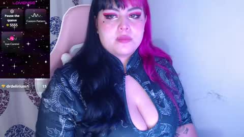 Snapshot of pinky_sexxx chatting on January 31, 2025, 11:35 pm Pau online show from January 31, 2025, 11:35 pm
