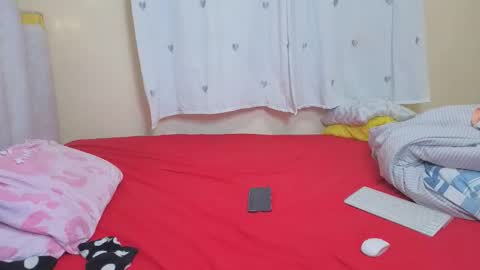 pinky_winky2 online show from October 3, 2025, 3:47 am