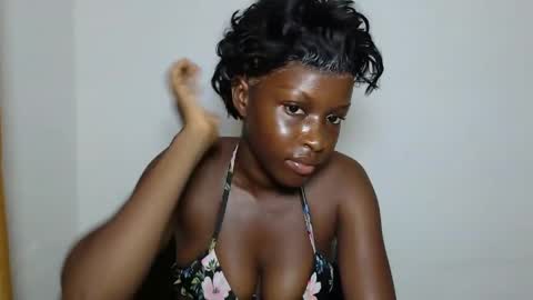 pinkykiki_247 online show from March 26, 2026, 11:43 pm