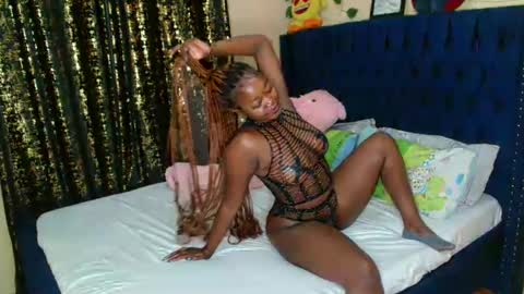 Snapshot of pinkysmiles chatting on February 4, 2025, 1:23 am Pinky online show from February 4, 2025, 1:23 am