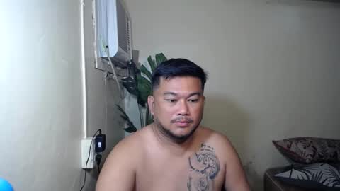 pinoy041087 online show from October 13, 2025, 12:27 pm