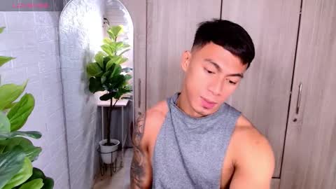 Snapshot of pinoymilker chatting on November 23, 2025, 4:34 am ethan online show from November 23, 2025, 4:34 am