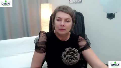 Bella online show from December 18, 2025, 5:57 am