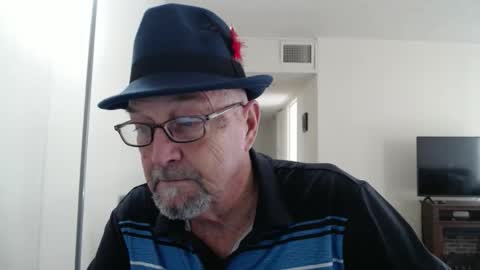 Snapshot of pipewizard chatting on January 25, 2025, 6:35 pm pipewizard online show from January 25, 2025, 6:35 pm