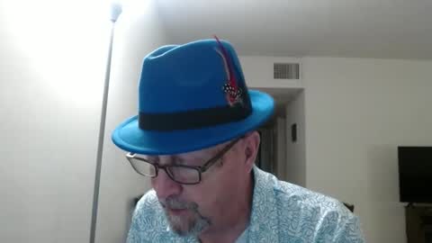 Snapshot of pipewizard chatting on February 5, 2025, 12:20 am pipewizard online show from February 5, 2025, 12:20 am