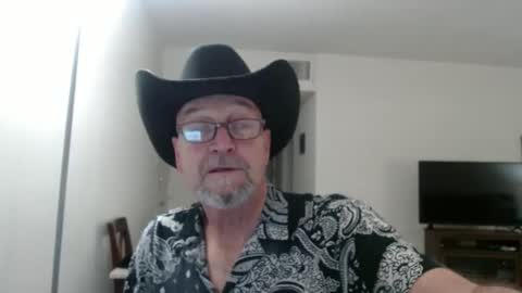 Snapshot of pipewizard chatting on February 14, 2025, 12:19 am pipewizard online show from February 14, 2025, 12:19 am