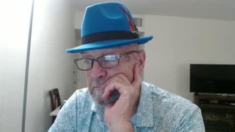 Snapshot of pipewizard chatting on March 7, 2025, 12:15 am pipewizard online show from March 7, 2025, 12:15 am