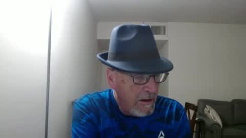 Snapshot of pipewizard chatting on October 23, 2025, 11:14 pm pipewizard online show from October 23, 2025, 11:14 pm