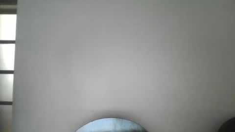 pipi2704 online show from January 25, 2025, 7:28 am