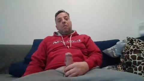 pislezg1 online show from December 5, 2025, 9:29 am