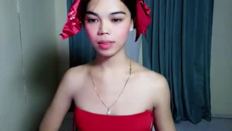 Snapshot of pitchy_pitch chatting on May 29, 2026, 2:48 pm The Girl Named Eyve online show from May 29, 2026, 2:48 pm