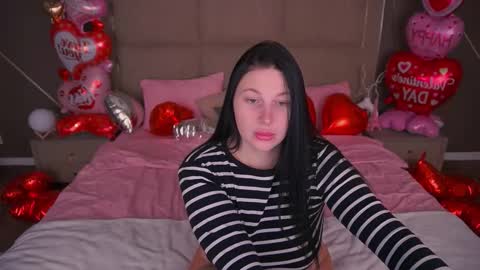 pixiehott online show from February 10, 2026, 9:30 pm