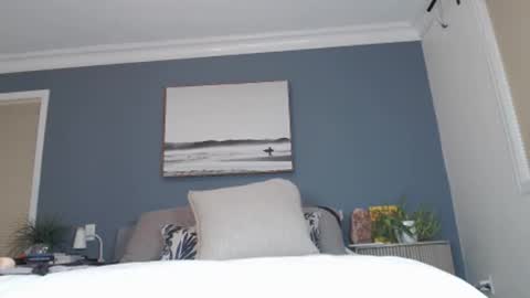 Snapshot of pixiepoems chatting on February 12, 2026, 10:49 pm Pixie Poems online show from February 12, 2026, 10:49 pm