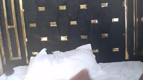 pixietease1 online show from February 11, 2026, 2:11 pm