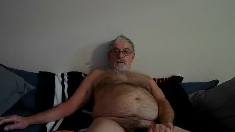 pjdaddjo775 online show from September 17, 2025, 7:21 am