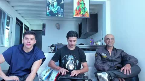 pjstr8_gymbros online show from November 13, 2025, 7:51 am