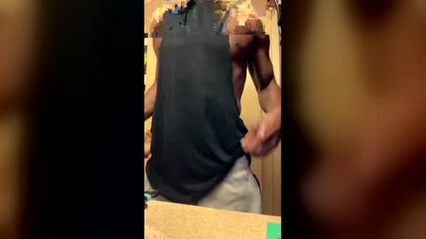 Snapshot of playboiishmurdajay93 chatting on December 4, 2025, 10:13 am Pretty Thick Long... online show from December 4, 2025, 10:13 am